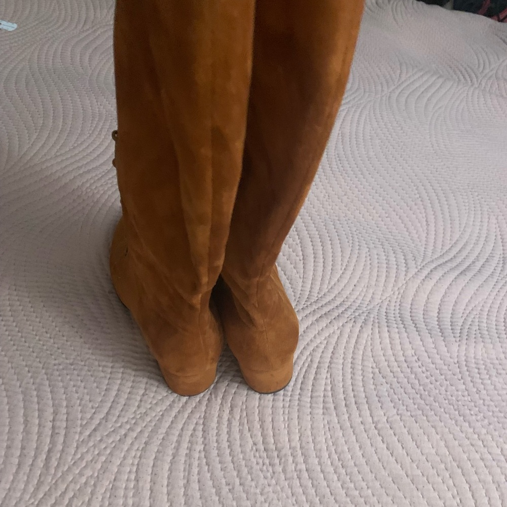 Ladies wide calf boots
